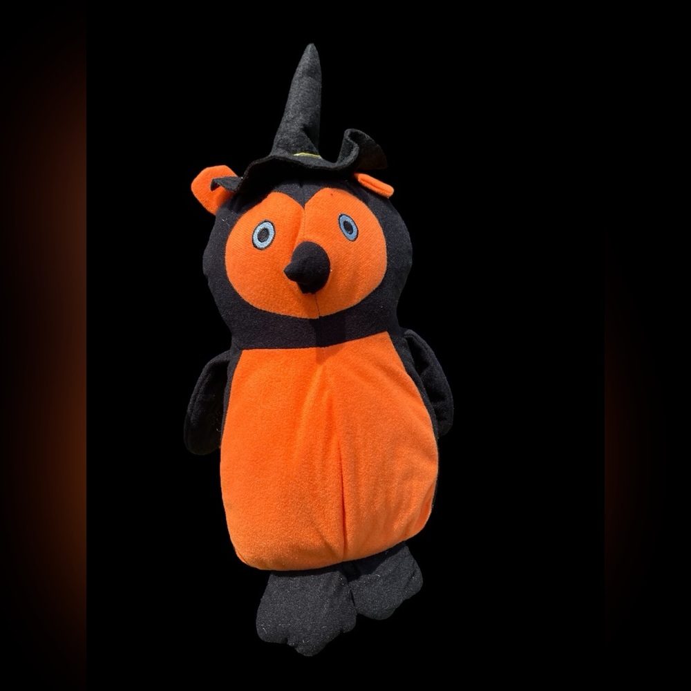 Halloween plushy, penguin‎ with witch hat, 17 inches tall. EUC